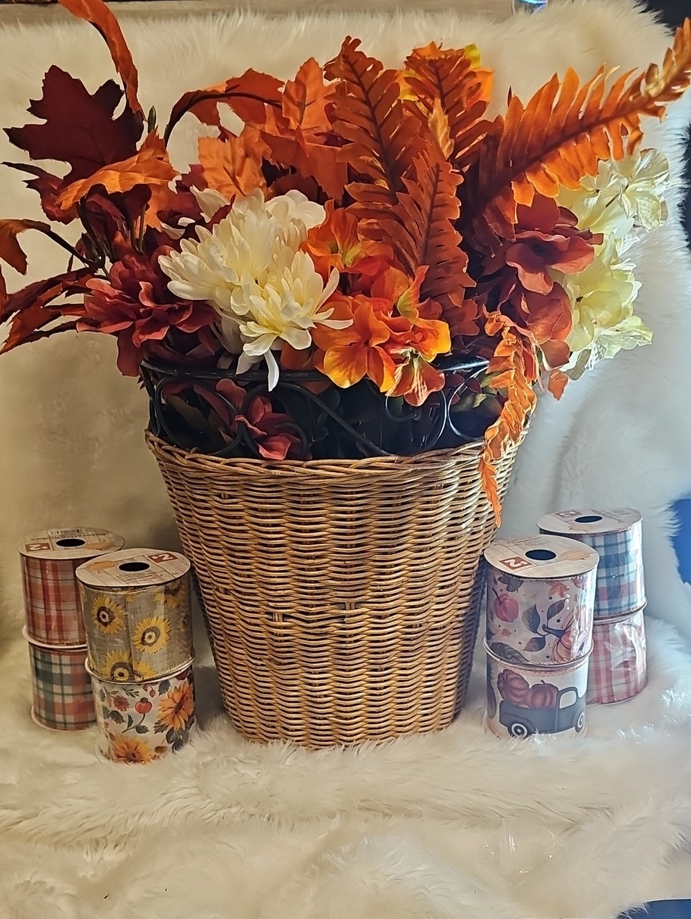NWT Fall Floral Craft Lot 20 Faux Flower Bundles 8 Rolls Decorative Ribbon